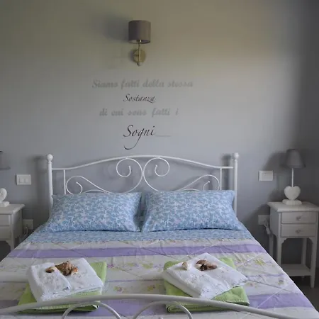 Апартаменты Alba Marina Tollo